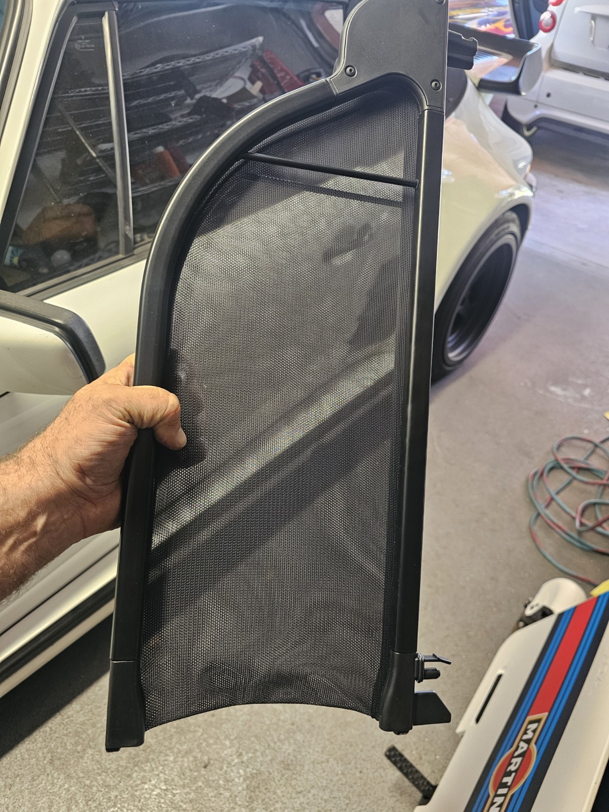 Ferrari California Wind deflector