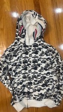 A Bathing Ape BAPE Men  s M Full Zip Shark Camo Hoodie White/Black Pockets