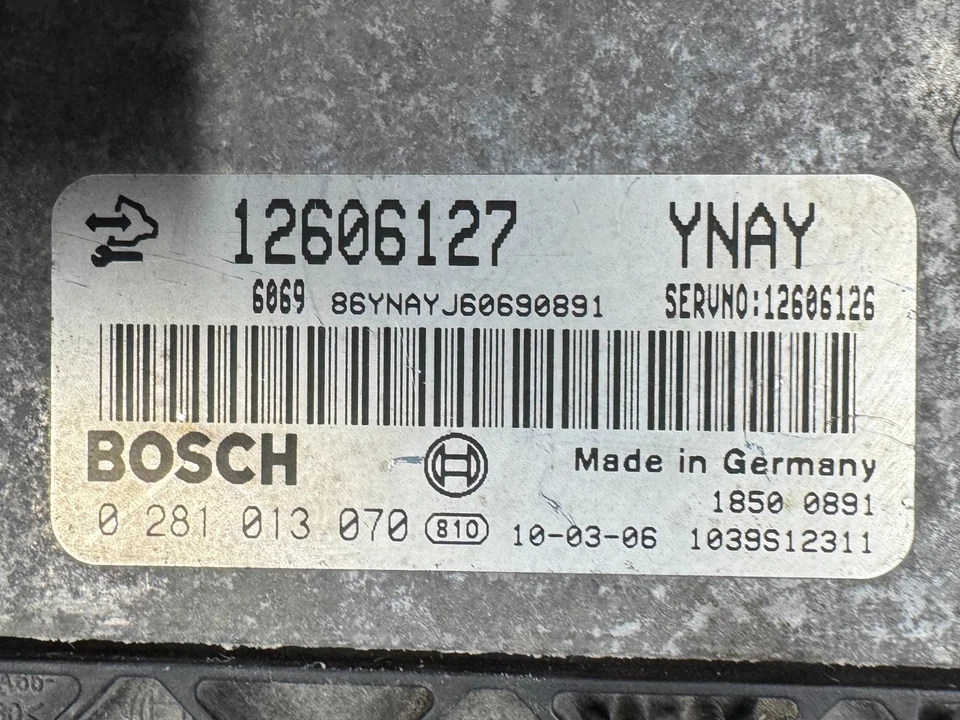 Chevy Chevrolet Silverado K3500 2006 ECM 12606127 Foto 2 de 4