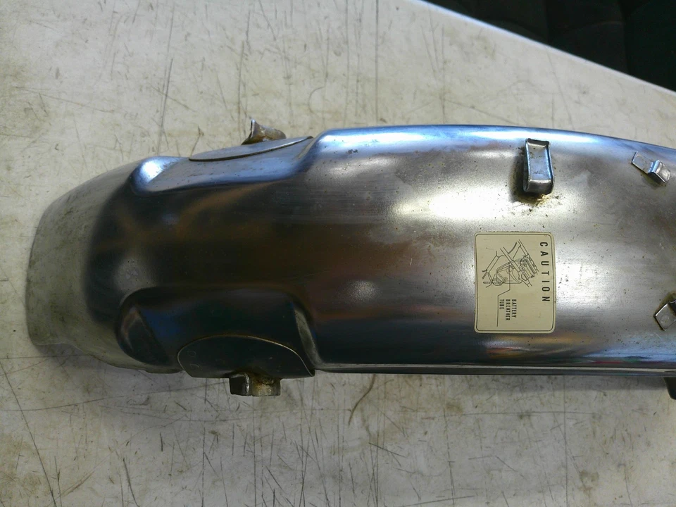 1972-74 本田 CB450 超级运动后挡泥板 无凹痕 — 第 4/4 张图片