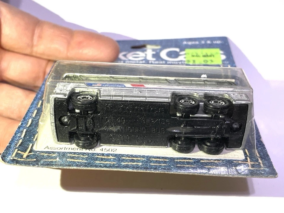 Vintage New Tomy Tomica Pocket Cars Greyhound Bus MINT - Image 4 of 4