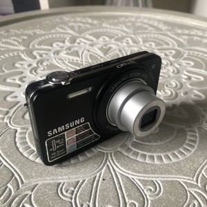 Samsung ST90 14.2MP Digital Camera Working Black Tested Great Condition