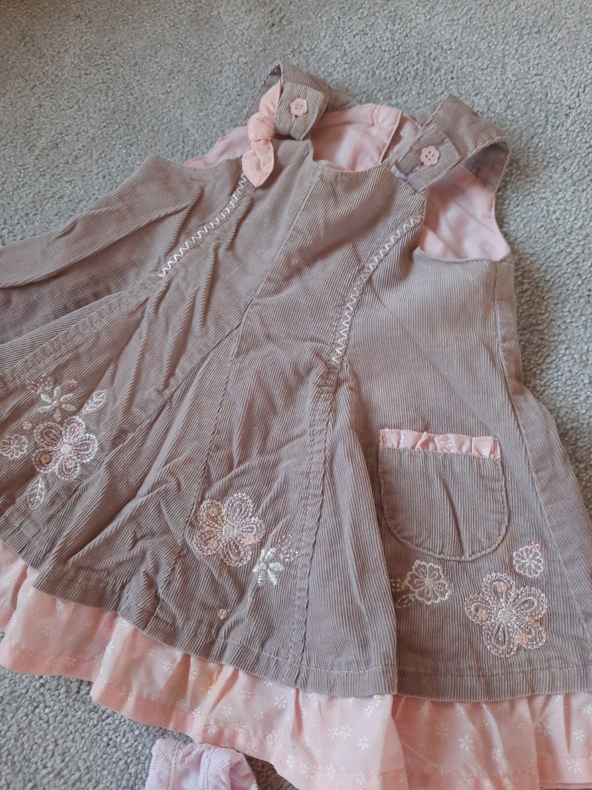 Picture 2 of 4