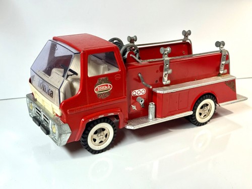 Vtg 1960's TONKA #2926 Pumper Fire Truck - Pressed Steel with Hose on Reel- 16"