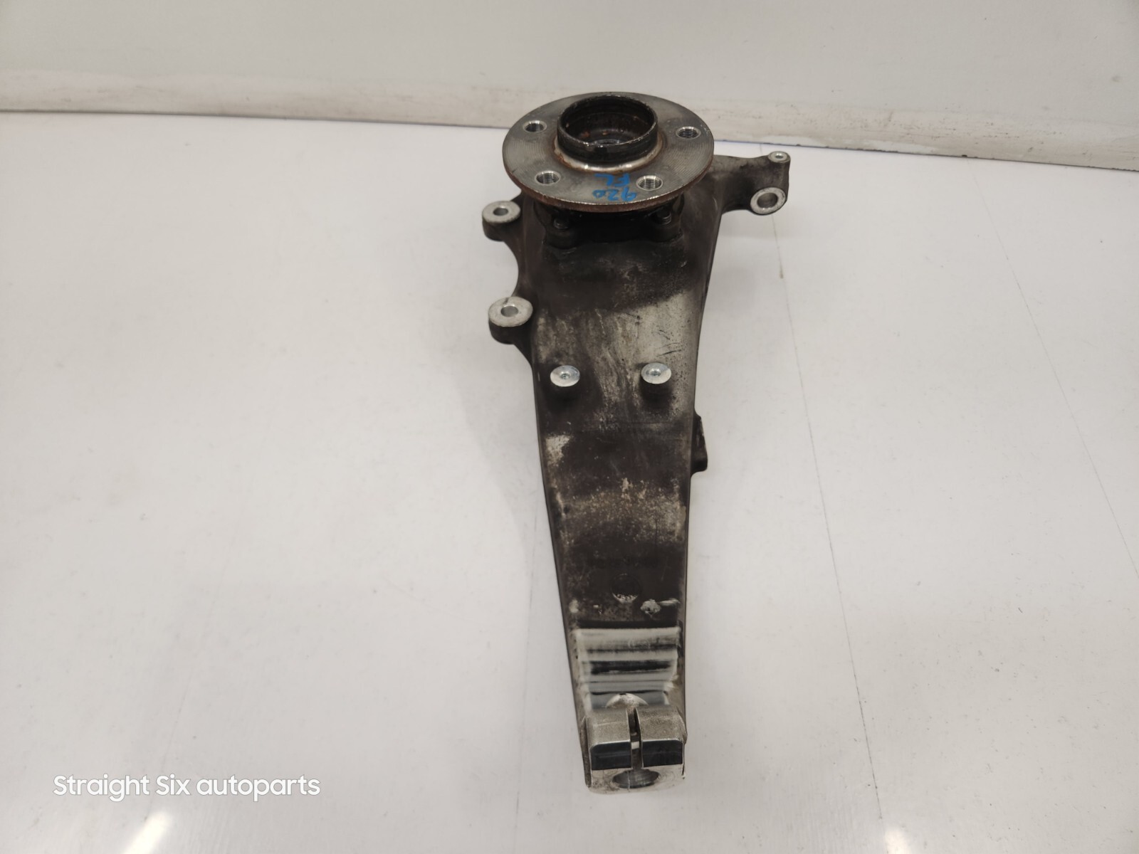 ✅ 14-20 OEM BMW i8 I12 I15 Front Driver Side Hub Spindle Knuckle Wheel Bearing