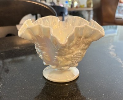 Vintage Westmoreland Paneled Grapevine Milk Glass Mother of Pearl Candy Dish