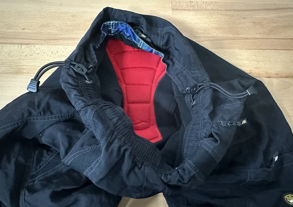 Pantalones Cortos Nema International Para Hombre Ciclismo Nylon Negros Acolchados Cordón Grandes Foto 3 de 4