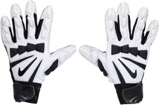 Joel Bitonio Cleveland Browns GU Gloves vs Baltimore Ravens on 12/17/2022