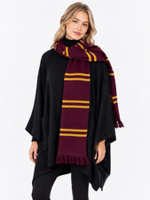 Universal Studios Wizarding World of Harry Potter Scarf Griffyndor Knit Fringe