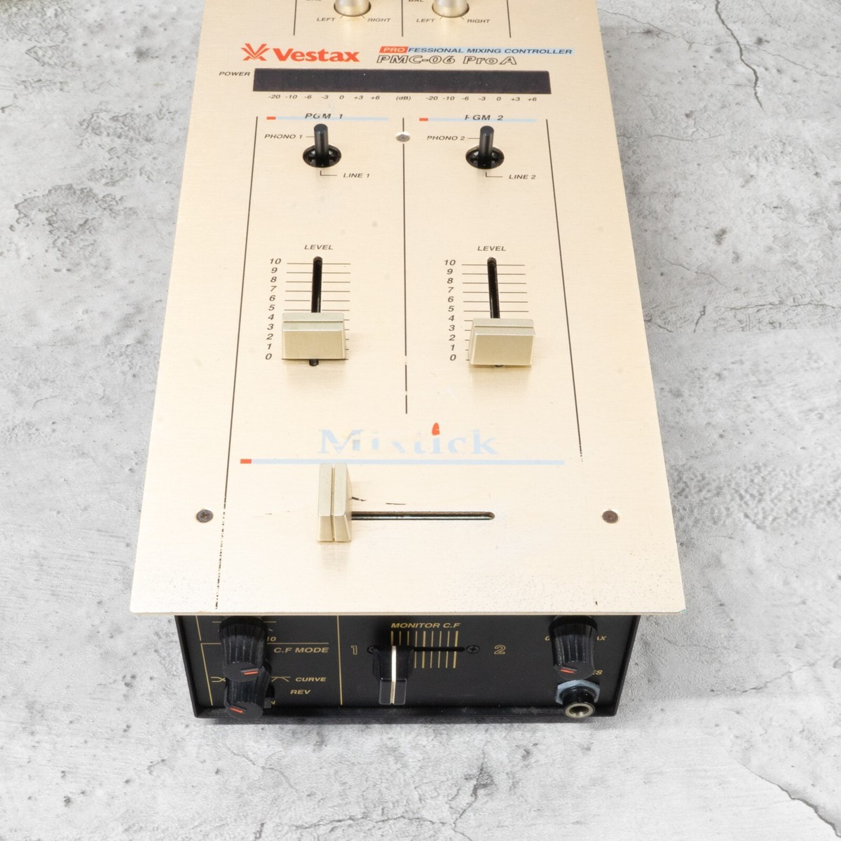 【ジャンク品】Vestax / PMC-06 Pro A DJミキサー Vestax PMC-06 Pro A ジャンク品 - メルカリ