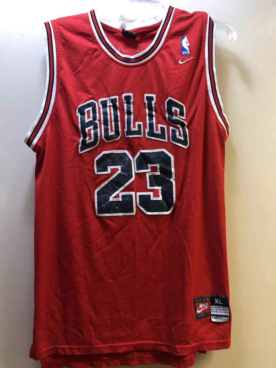 NIKE NBA CHICAGO BULLS MICHAEL JORDAN 23 JERSEY SZ XL