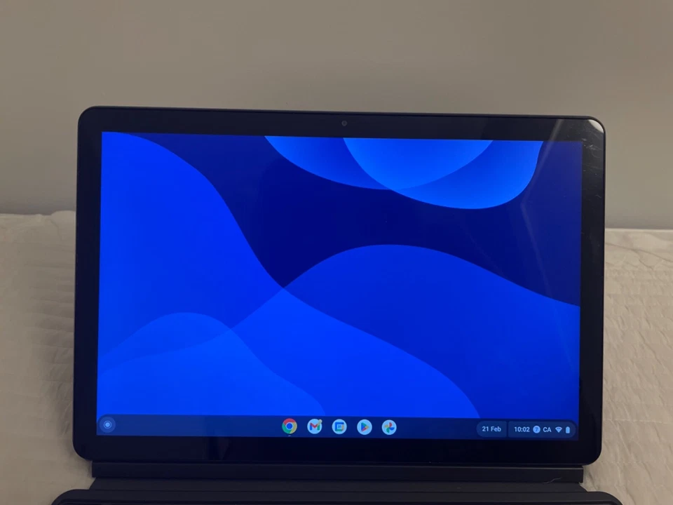 Lenovo IdeaPad Duet Chromebook 10.1" Tablet - COMES WITH A FREE GIFT 🎁 💻 - Image 4 of 4