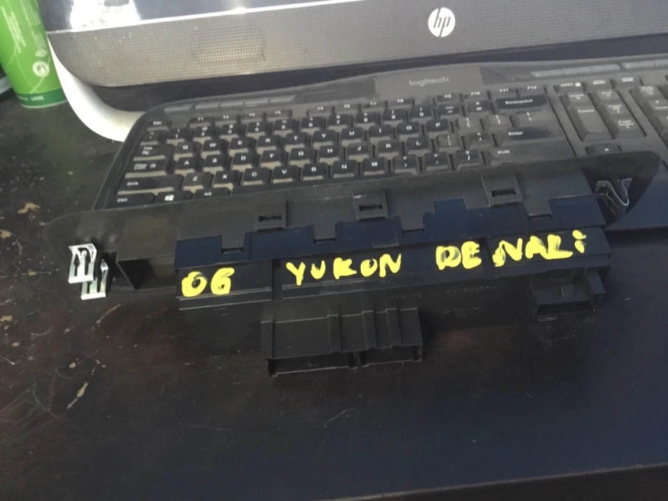 06 - 09 GMC ENVOY SLT PASAJERO DELANTERO LADO DERECHO INTERRUPTOR VENTANA ELÉCTRICA Foto 4 de 4