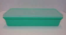 Vintage *Tupperware* Green Celery Vegetable C...