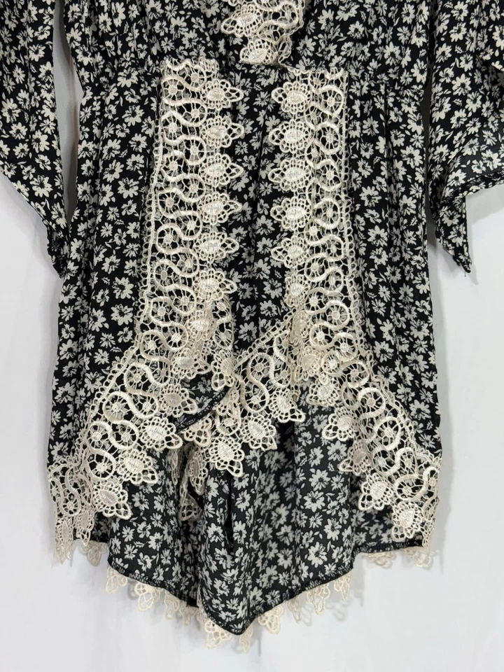 Женский комбинезон Poetry размер M черный белый с цветочным рисунком кружевной комбинезон шорты рукав 3/4 - Изображение 2 из 4