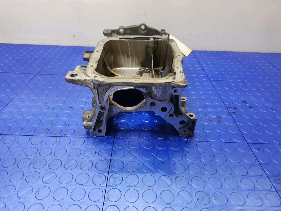 10-15 丰田普锐斯 1.8L 上部发动机油盘正品原始设备制造商 1142037010 — 第 3/4 张图片