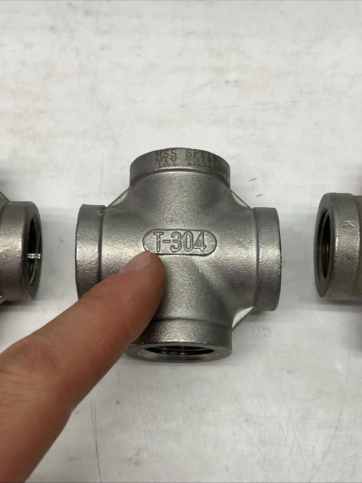 (8x) 1/2" 150 Threaded (Female NPT) Cross 304/316/NF-4 Stainless, 4-Way | NEW - Image 4 of 4