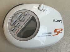 Sony Walkman SRF-M85V RETRO VINTAGE Mega Bass Radio AM FM Weather  Belt Clip.