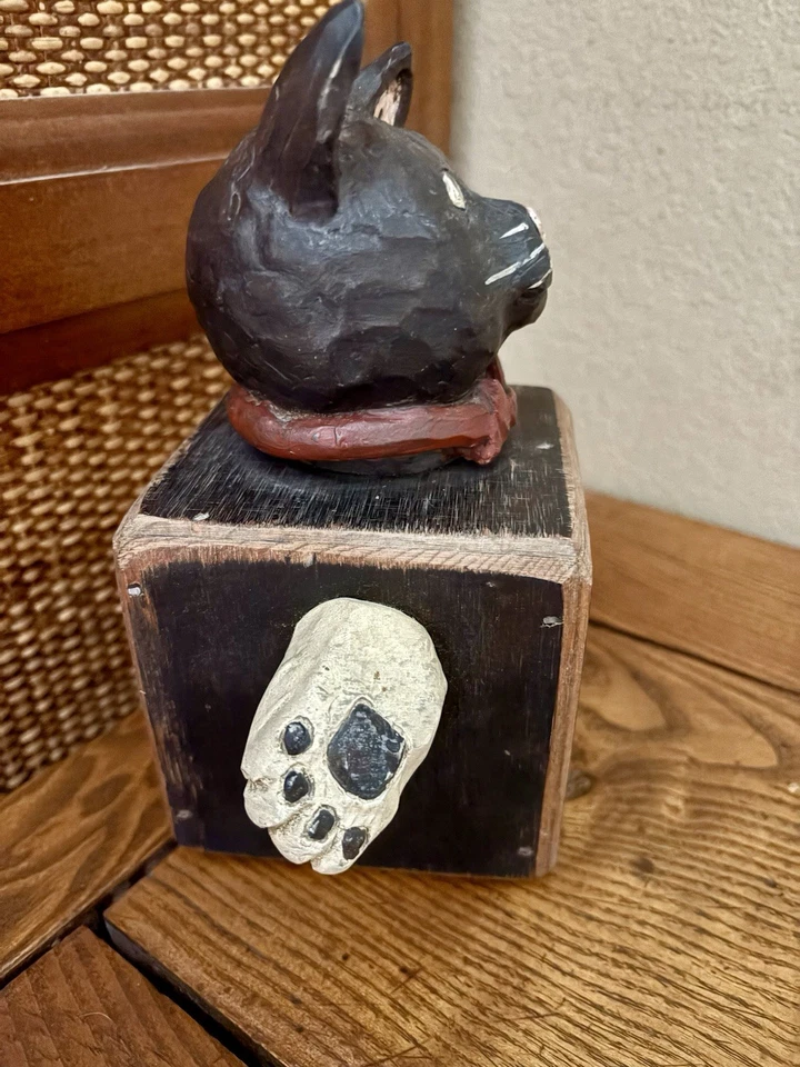 Vintage Black Cat Folk Art Thick Wood Coin Money Piggy Bank Hand Carved. RARE. - Image 4 of 4