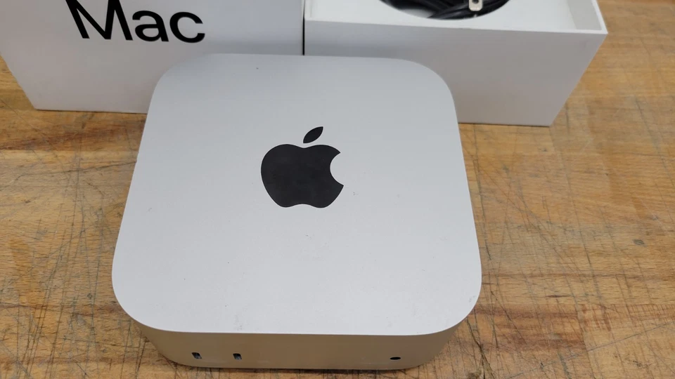 Apple Mac Mini Desktop w/ M4 Chip, 16GB RAM/256GB SSD MU9D3LL/A - Image 3 of 4