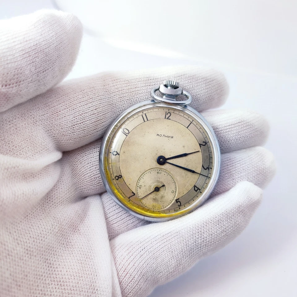 ⭐VINTAGE soviet pocket watch MOLNIJA mechanical 3602 18 jewels made in USSR 55s - Image 2 of 4