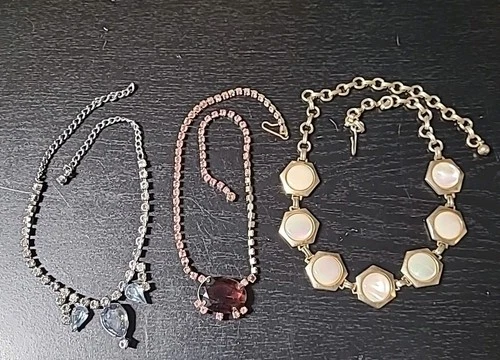 Lot Of 3 Vintage Costume Jewelry Necklaces 18 Inch Gold & Silver Tone