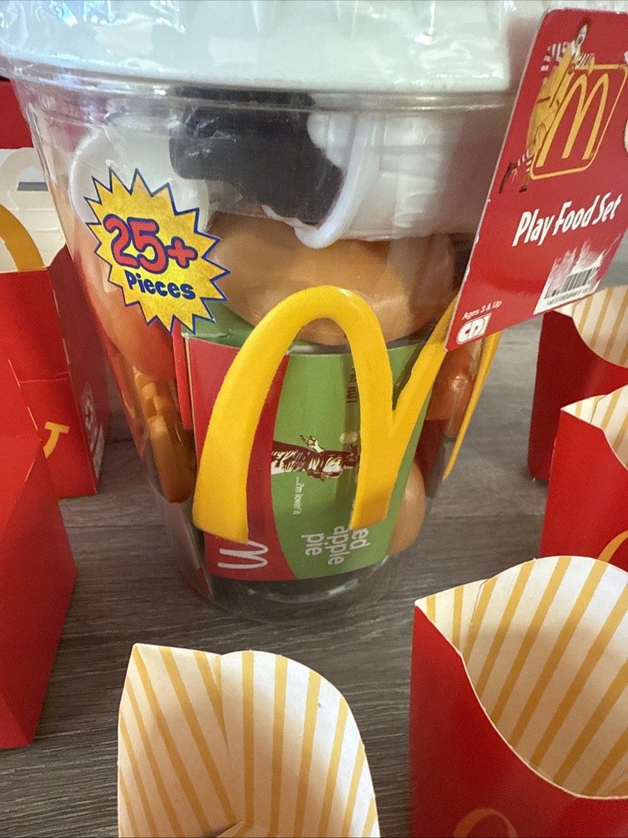 VINTAGE 2002 MCDONALDS DRIVE THRU PLAYSET PRETEND PLAYFOOD With