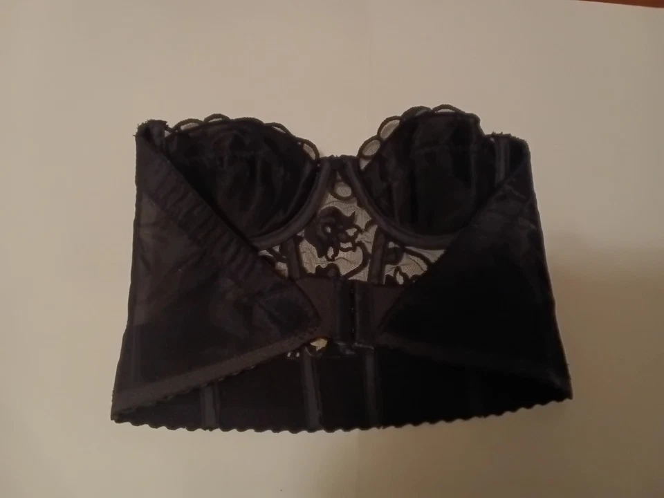 Corsé de encaje negro vintage Valmont Bustier para mujer 34A sujetador con aros deshuesado, Union  Foto 2 de 4