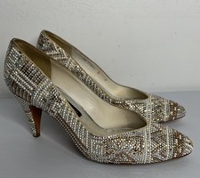 Vintage Stuart Weitzman Jeweled Rhinestone Faux Pearl Women  s Size 7W
