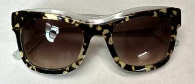New L.A.M.B. LA518 Gwen Stefani Designer Sunglasses color: TORTOISE 51-20-140