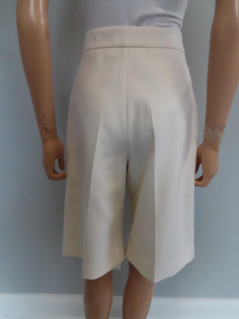 Christian Dior★素敵!Ecru Wool Bermuda Shorts NWT Christian Dior Ecru Wool Bermuda Shorts w/ Gold Buttons