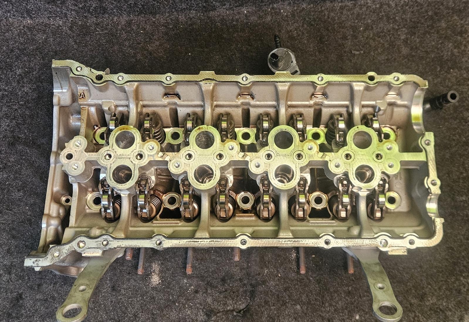 AUDI BENTLEY LAMBO PORSC LEFT ENGINE CYLINDER HEAD 0P2103403D OEM 38K Miles