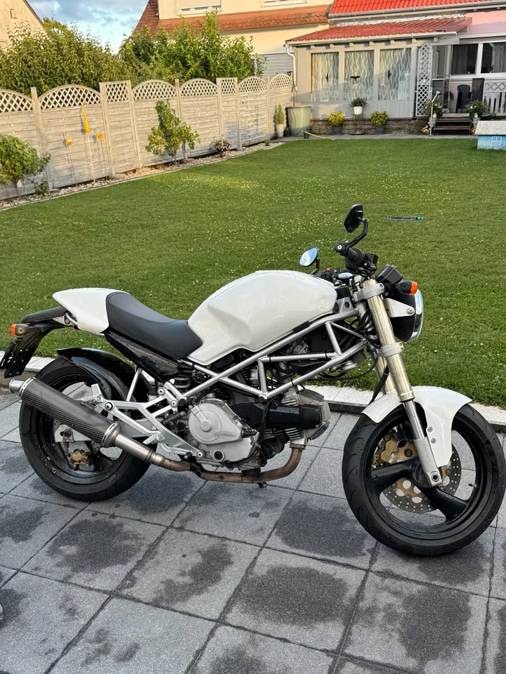 Ducati Monster 600, 29.740 km, Bj. 1994 - Bild 2 von 3