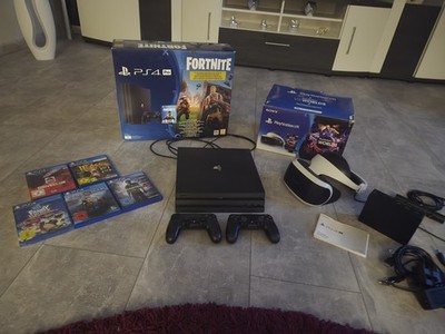 Sony PlayStation 4 Pro 1 TB Schwarz Inkl. Sony Plsystation VR Brille + Spiele