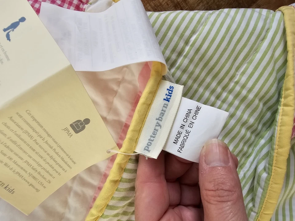 Edredón reversible para cuna/niño pequeño Pottery Barn Kids Stiped & Gingham nuevo con etiquetas retirado Foto 3 de 4