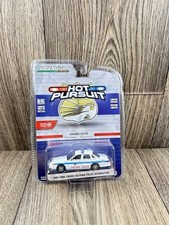 Greenlight 1:64 HOT PURSUIT Chicago Police Limited Edition 1995 Crown Vic New