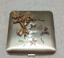 Vintage Fifth Avenue Dorset-Rex Compact Powder Puff Mirror