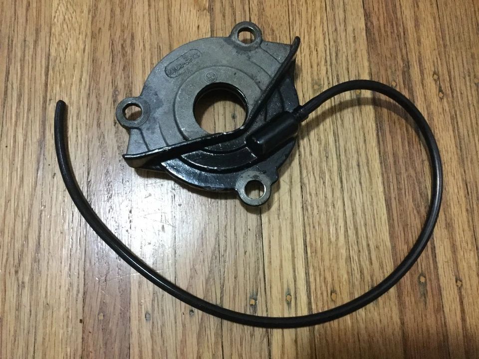 1993 MARINER MERCURY 75HP 90HP LOWER END CAP ASSEMBLY 9004A 3 - Image 2 of 3