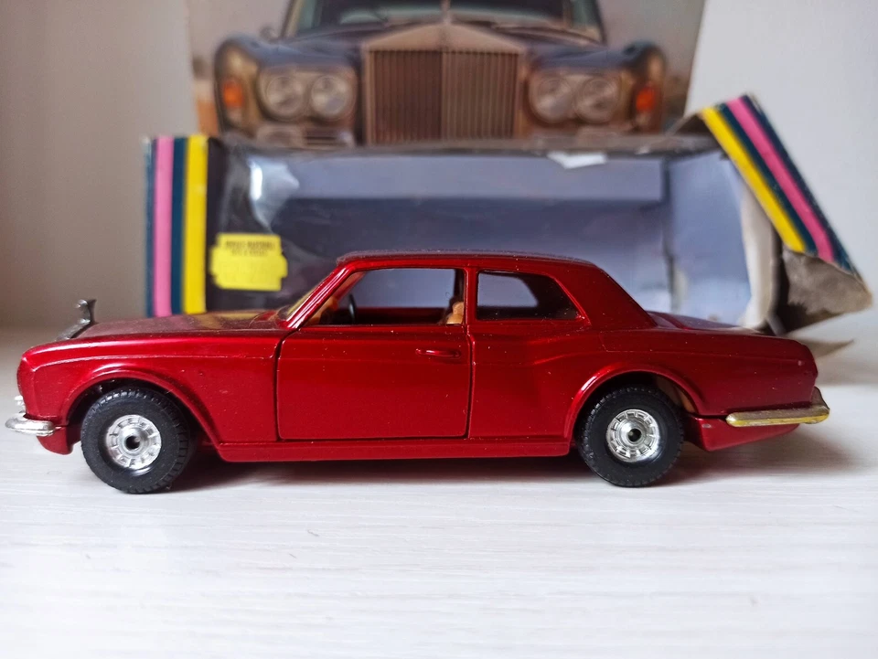 CORGI TOYS 279 ROLLS ROYCE Corniche ROSSO SCURO SCALA 1/36 nuova - Immagine 2 di 4