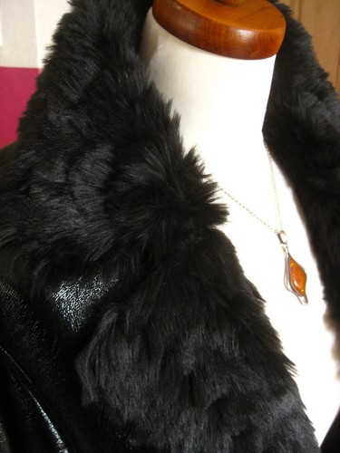 M&S LEATHER JACKET BIKER 6 aviator fur steampunk girls £89 black patent faux - Picture 4 of 12