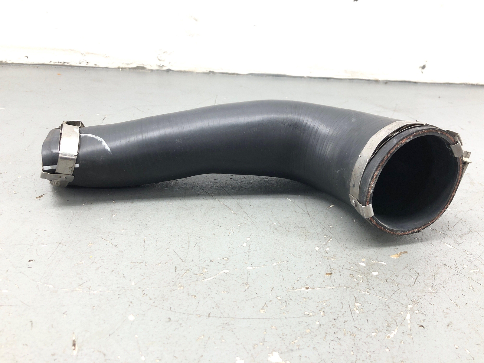 2020-2023 MCLAREN GT 4.0L LEFT AIR INTAKE INLET HOSE PIPE LINE 22FA232GP OEM
