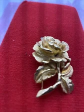 vintage Napier gold tone rose brooch 2"