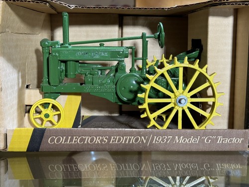 ERTL JOHN DEERE 1937 MODEL G & 1958 MODEL 630 LP 1/16 SCALE PRECISION DIE CAST - Picture 2 of 5