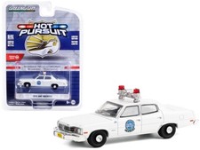 Greenlight 1/64 Hot Pursuit 36  1974 AMC Matador Milwaukee Wisconsin Police Dep 