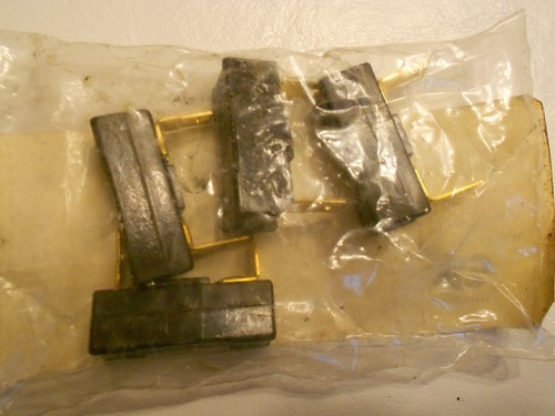 MACK, OEM, 11MR24P6, 20A, PUSH-IN CIRCUIT BREAKERS, 1980's to 2000's, PKG. OF 4 - Picture 2 of 4