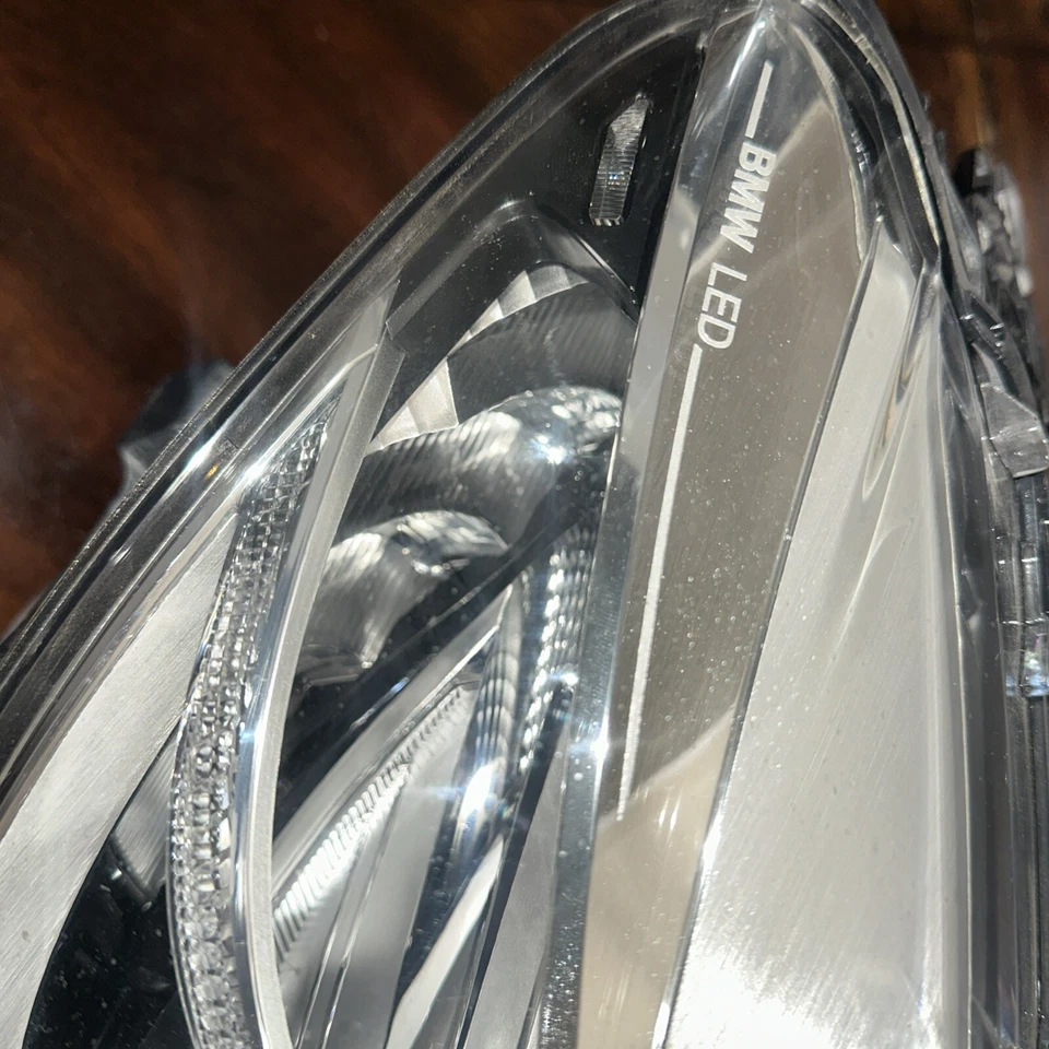 BMW 750i 2016 2017 2018 2019 LED sin faro de diseño de halo derecho usado OEM usado Foto 3 de 4