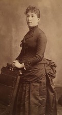 1880 s Pretty Young Lady School Girl Big Bustle Fancy Dress CABINET CARD PHOTO