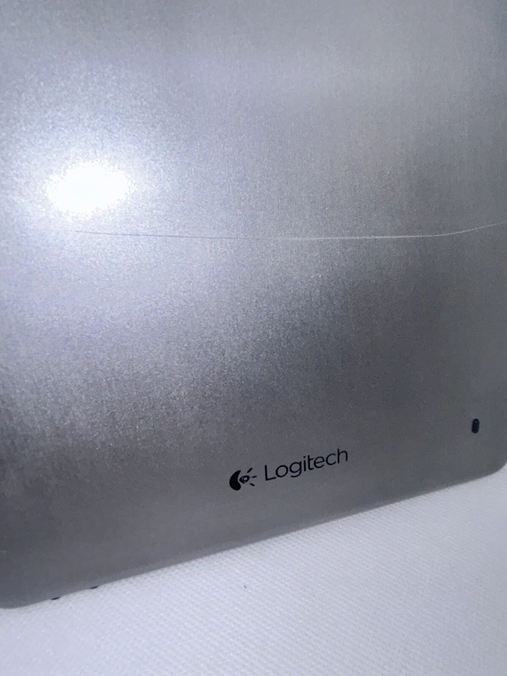 Logitech Bluetooth Tastatur Hülle Für iPad - Bild 4 von 4