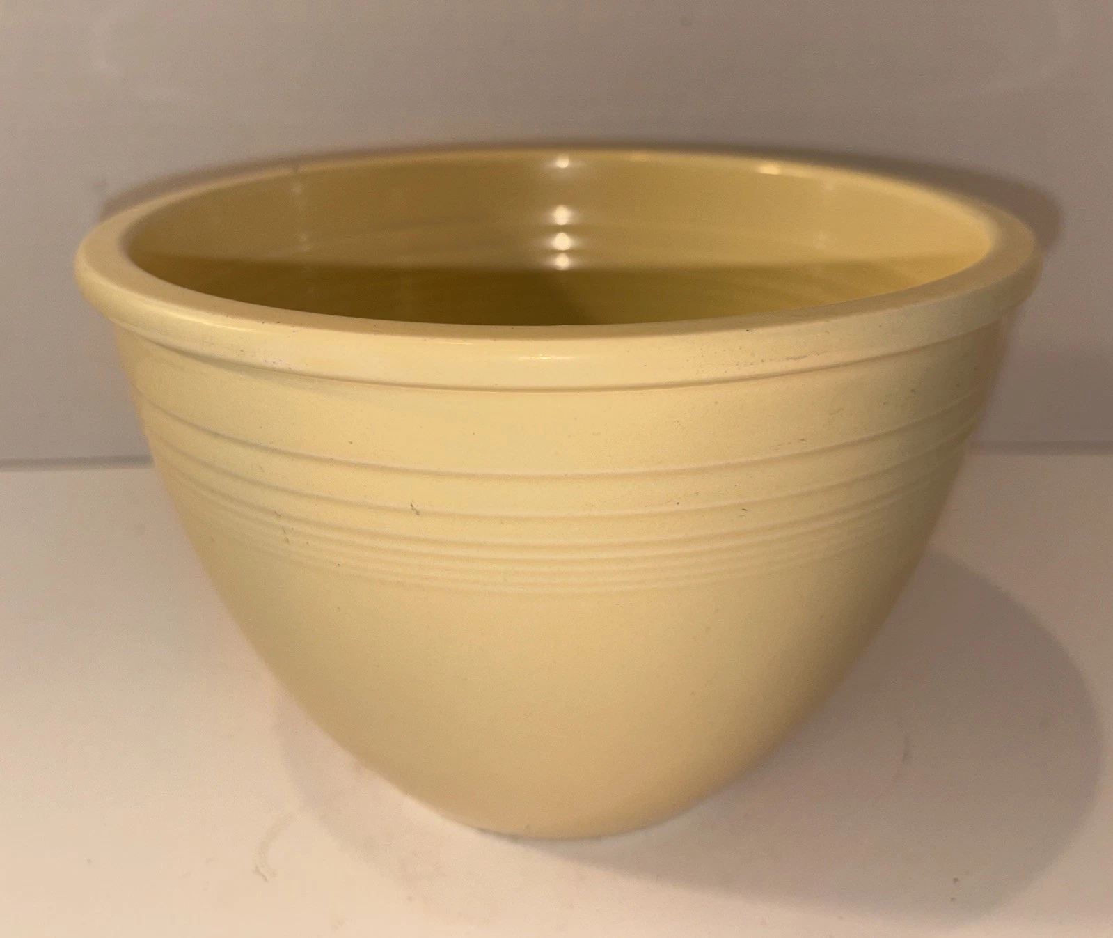 Vintage Fiesta Mixing Bowl Ivory #4 *INSIDE RINGS* 1935-1937