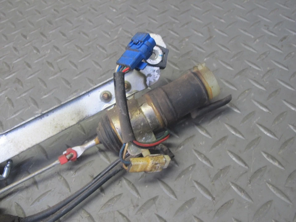 Actuador de cierre de cerradura de puerta de pasajero derecho 88-92 TOYOTA SUPRA MK3 85450-14270 OEM Foto 3 de 4